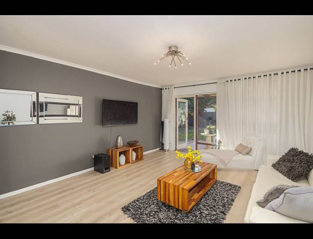 2 BEDROOM CLUSTER RENTED IN BLOUBERG RISE